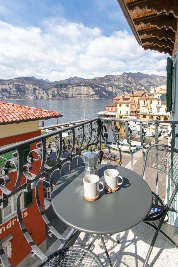 Harbor View - Malcesine Lägenhet Exteriör bild